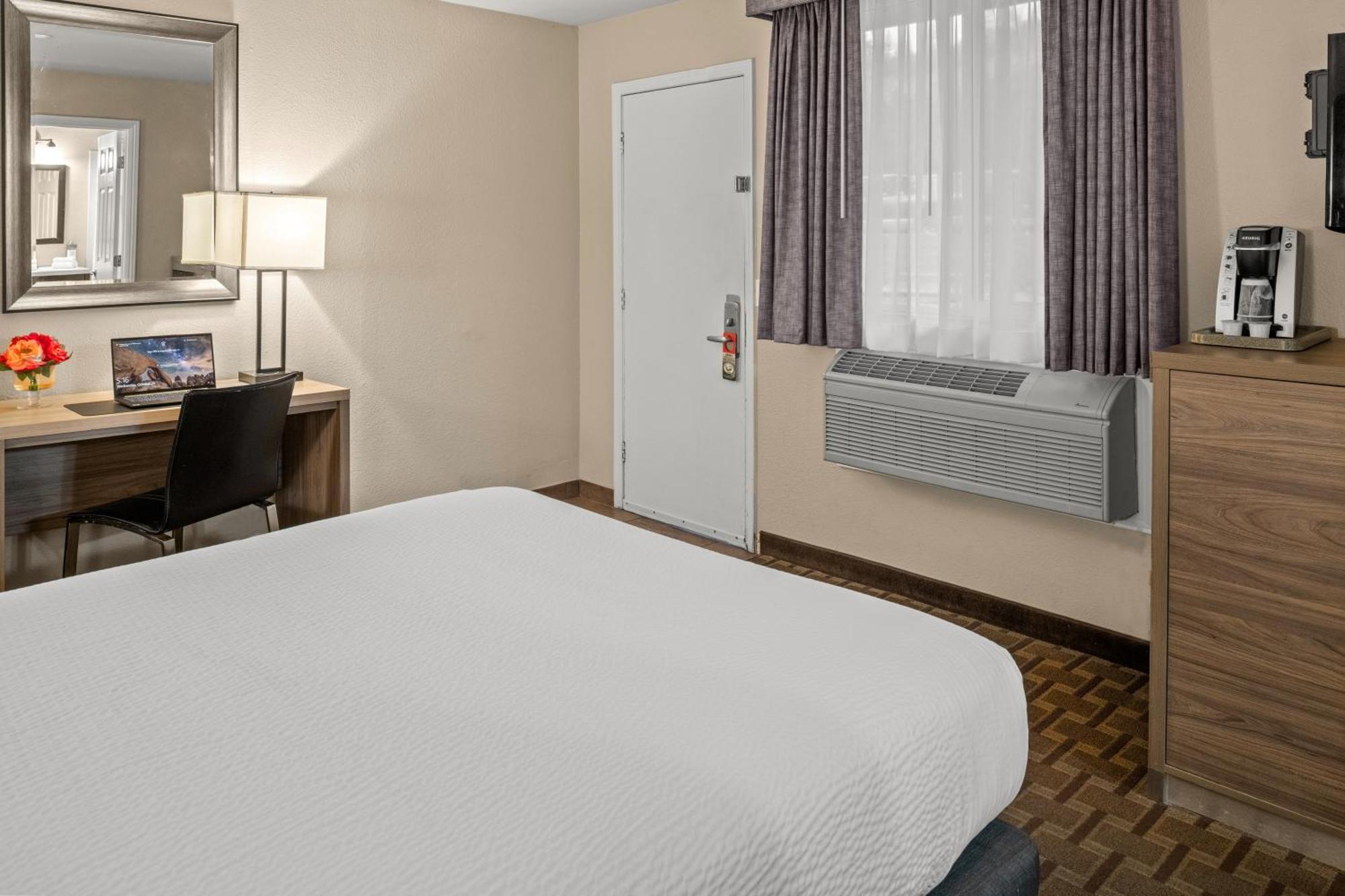 Buck Meadows Lodge غروفلاند المظهر الخارجي الصورة